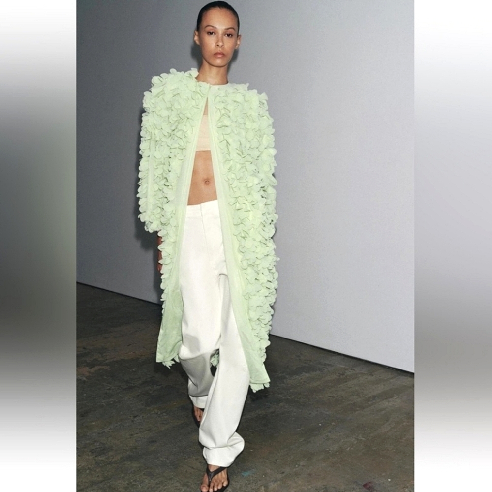 ZARA MINT PETAL COAT 💚💚💚 BLOGGERS FAVE 💚